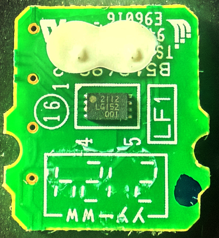 Brother TN760 chip showing microcontroller parts