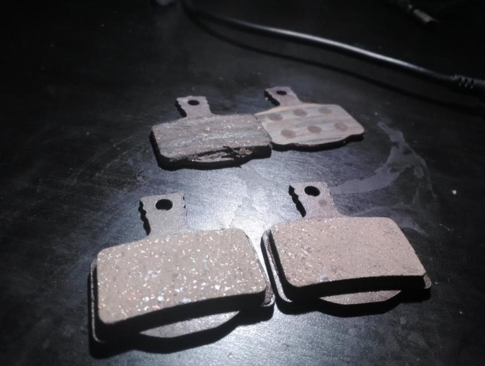 Pads in different state of wear