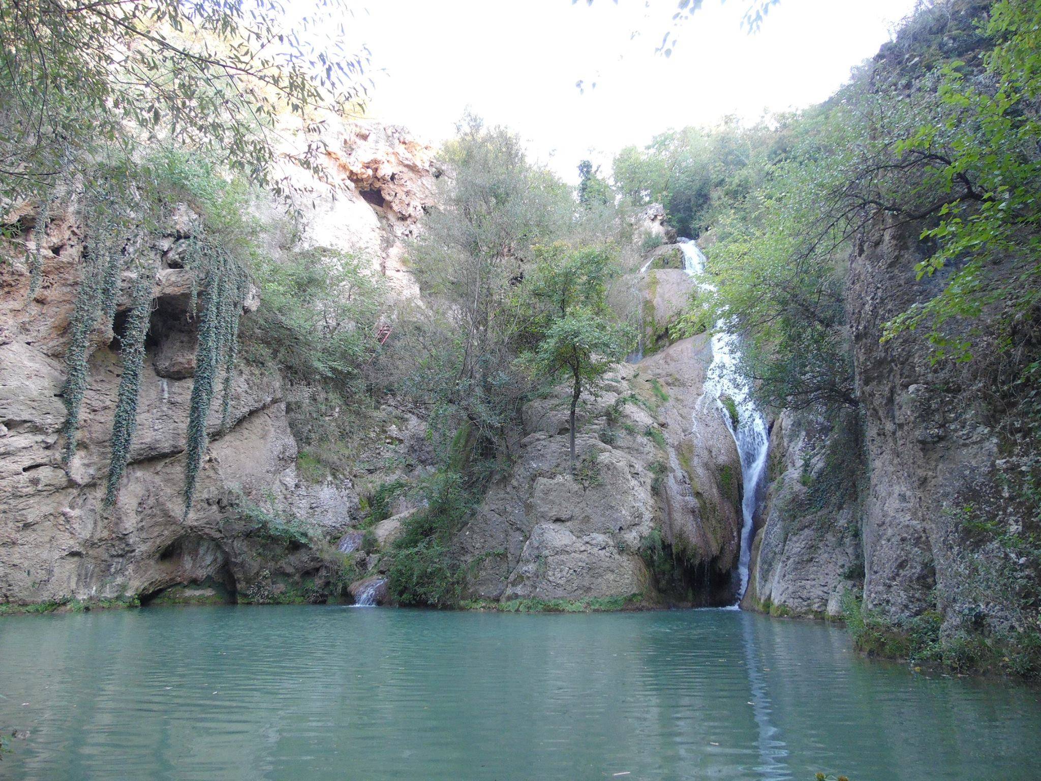 hotnica waterfall