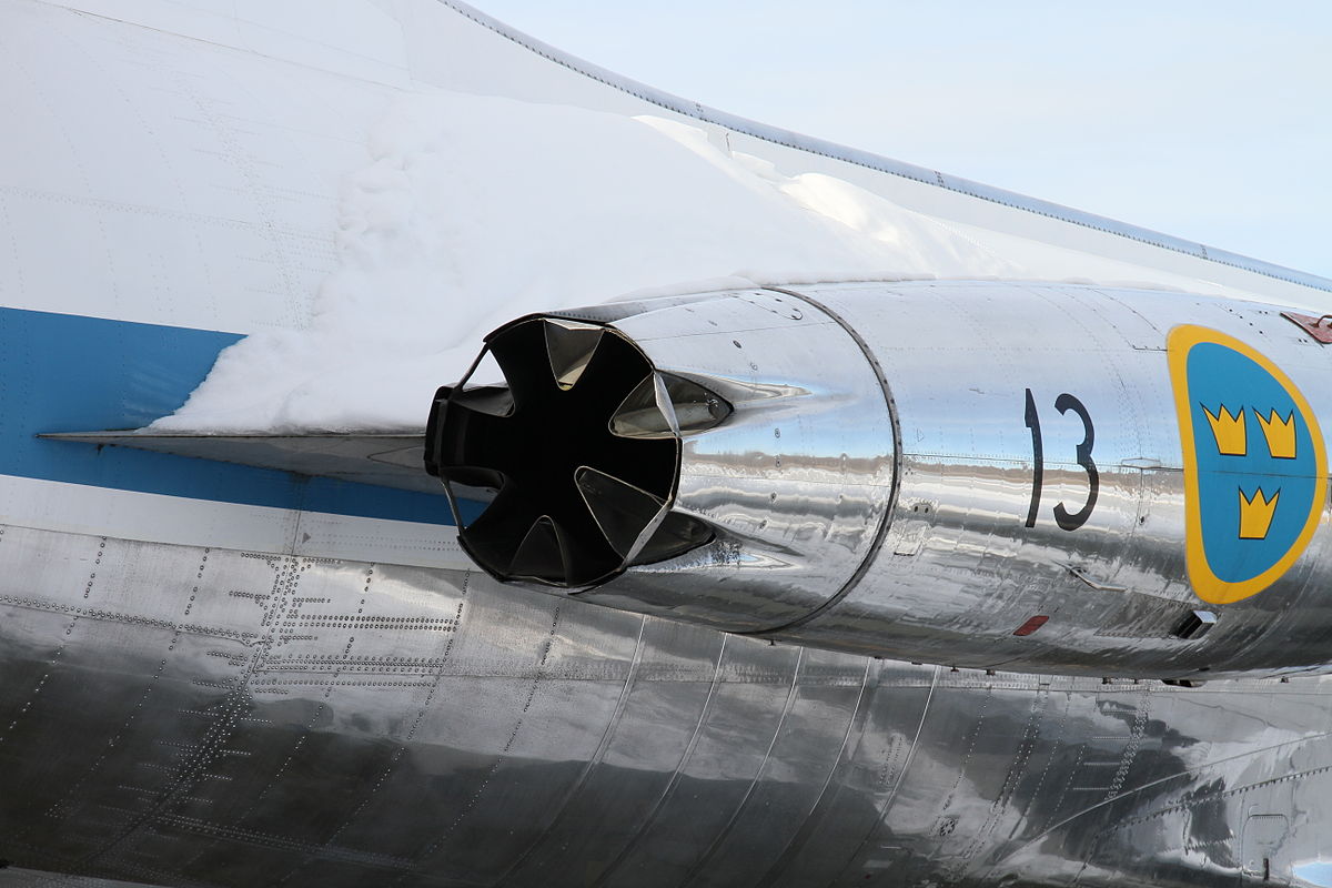 A hush kit installed on a Swedish Air Force Sud Aviation Caravelle.