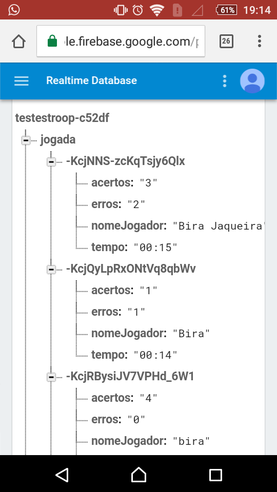 Essa é a estrutura da base de dados no Firebase