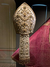 A Catholic mitre from the 19th century, displayed in the Museo dell'Opera del Duomo in Pisa, Italy