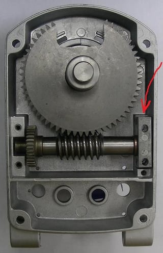 unknown element in worm gear housing