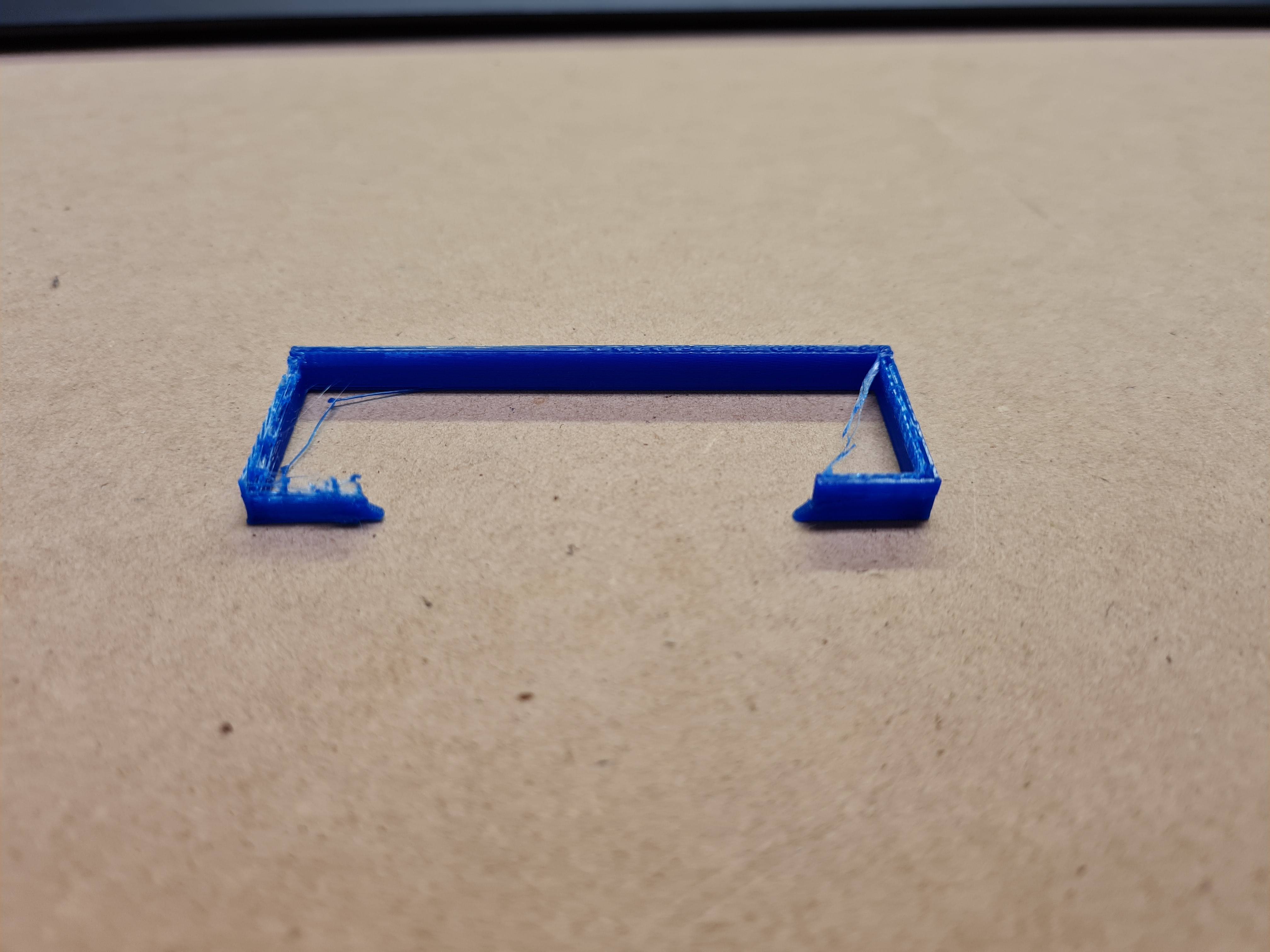 Left side support failing to print, right side perfect