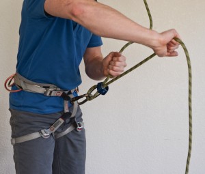 http://expeditionba.com/blog/wp-content/uploads/belay-2-300x255.jpg