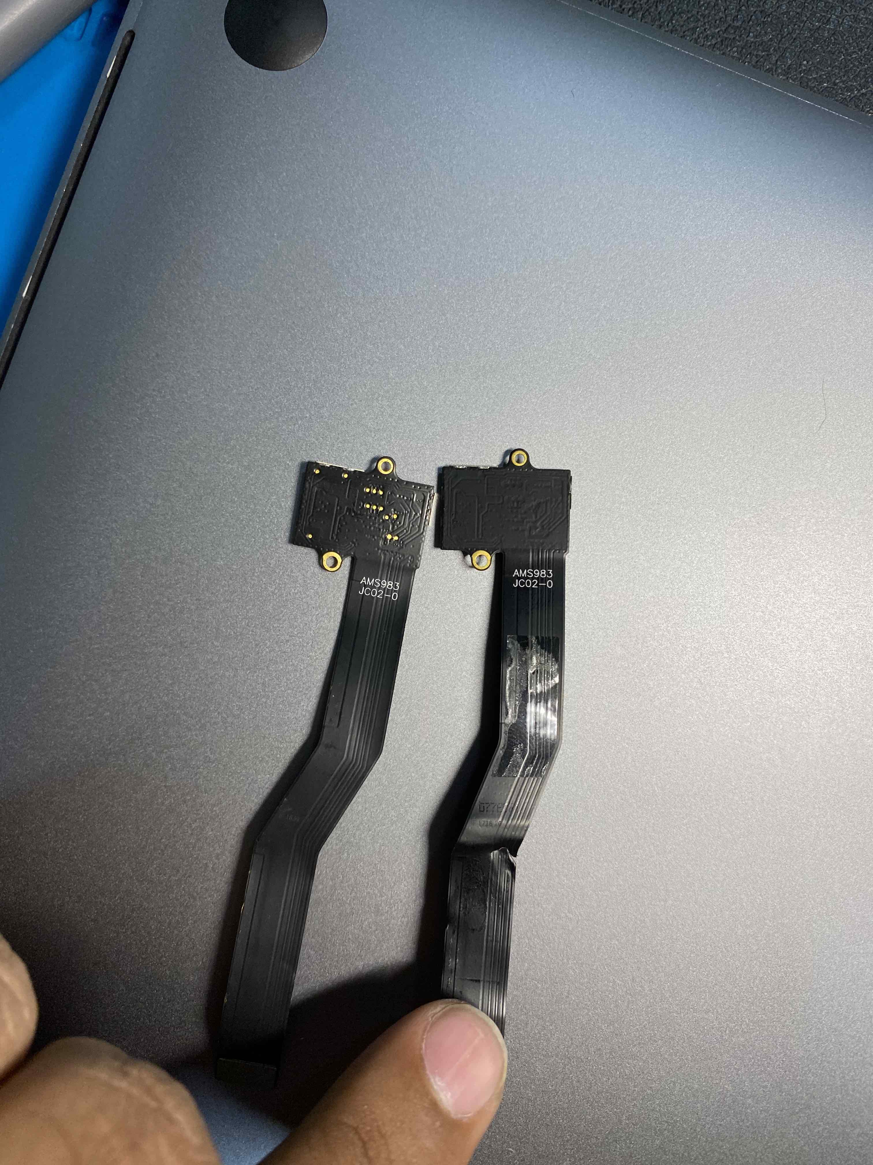 cable on the right is my damaged original and the one on the left is the replacement