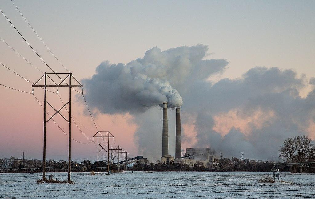 https://upload.wikimedia.org/wikipedia/commons/thumb/6/6e/Sherco_Generating_Station_-Xcel_Energy_Sherburne_County_Coal-Fired_Power_Plant-Sunset%2824077210421%29.jpg/1024px-Sherco_Generating_Station_-Xcel_Energy_Sherburne_County_Coal-Fired_Power_Plant-Sunset%2824077210421%29.jpg