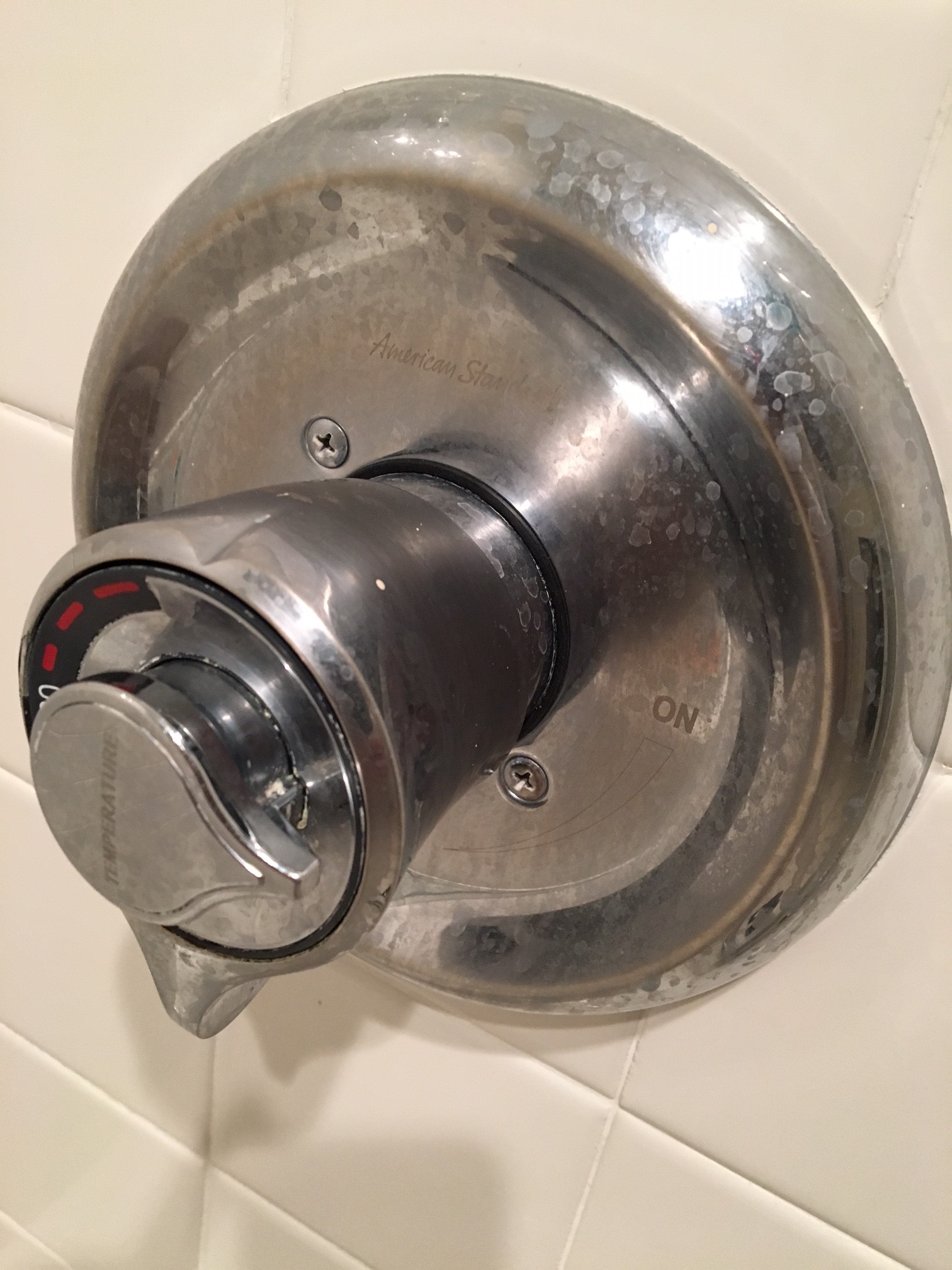 Picture of shower knob