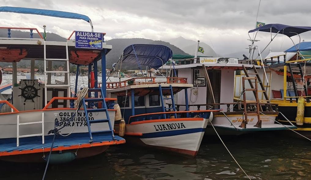 Luanova boat Paraty