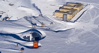 Architectural challenges to a South Pole Station