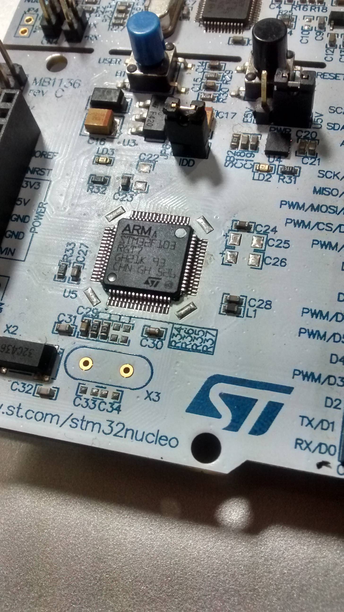 STM32F103RGT7