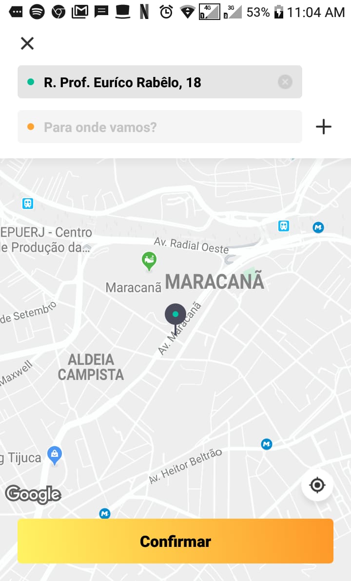 Exite na tela um ponto flutuante, aparentemente, não associado ao mapa. Ao navegar pelo mapa, o ícone se mantém no mesmo lugar na tela do celular. Ao dar zoom em quarquer parte da tela, o mapa é direcionado a posição do ícone. Ao parar de se mover, a aplicação percebe os dados da geolocalização