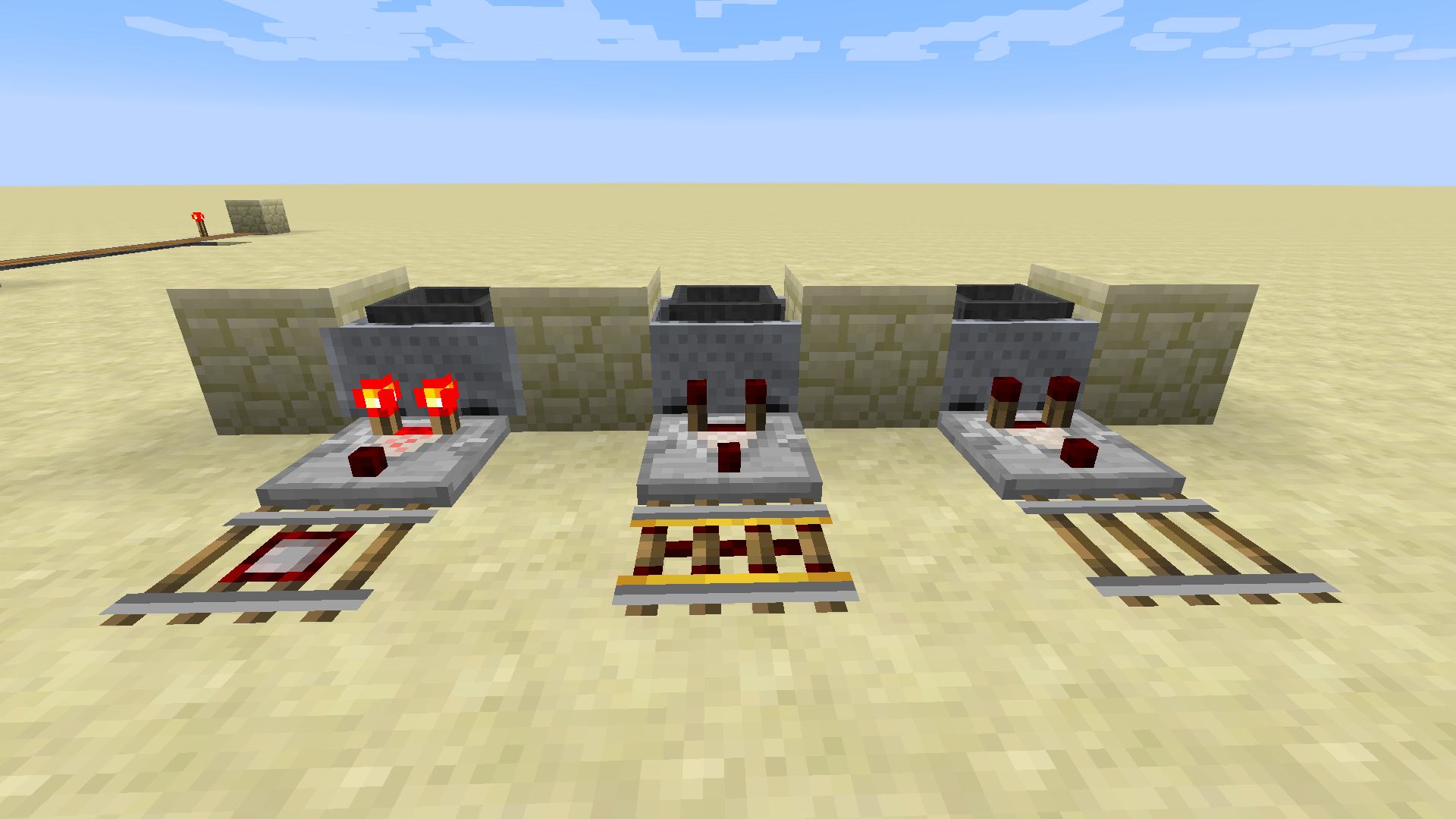 Hopper Minecarts and Comparator outputs