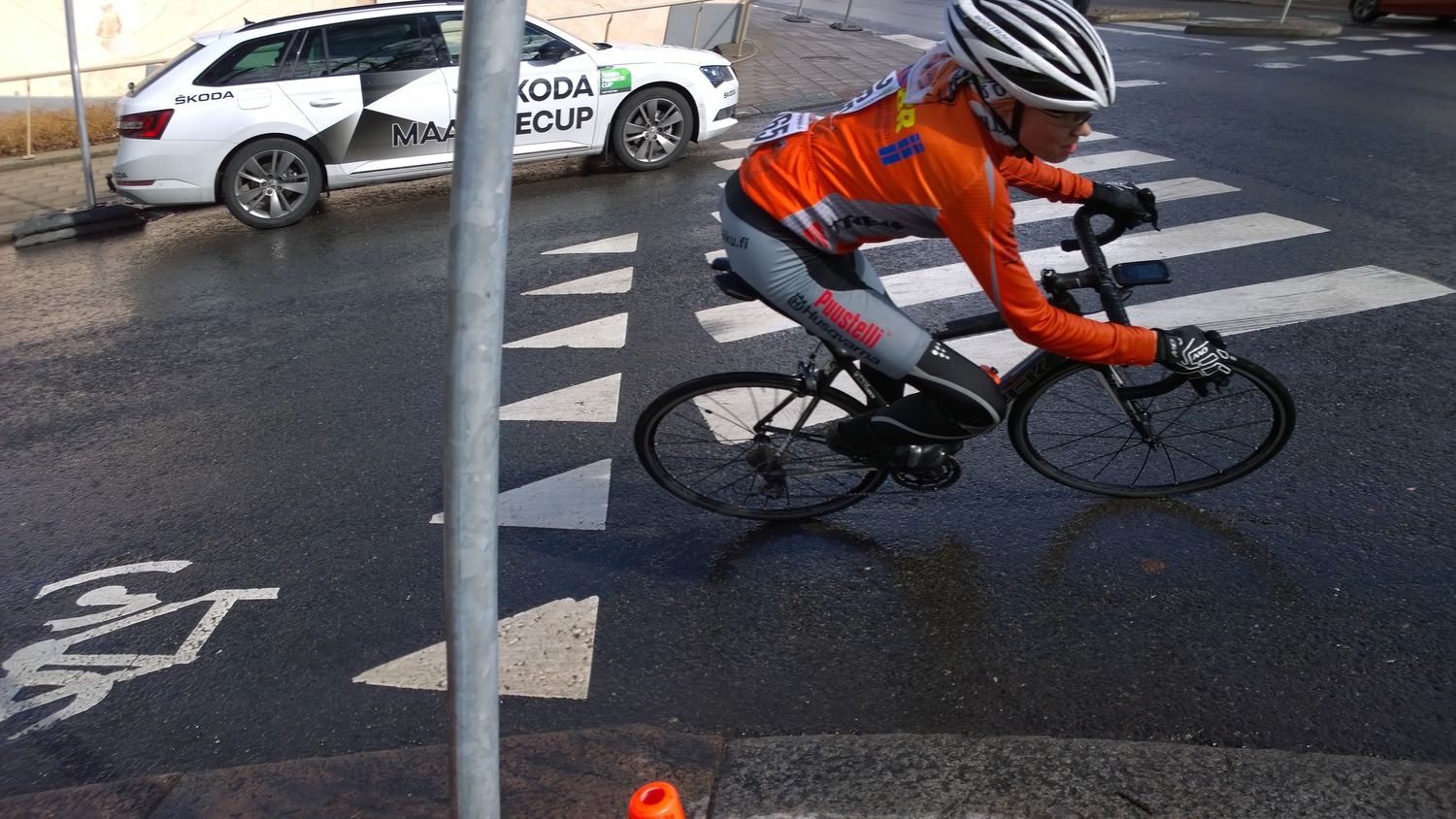 Fast shutter speed cyclist