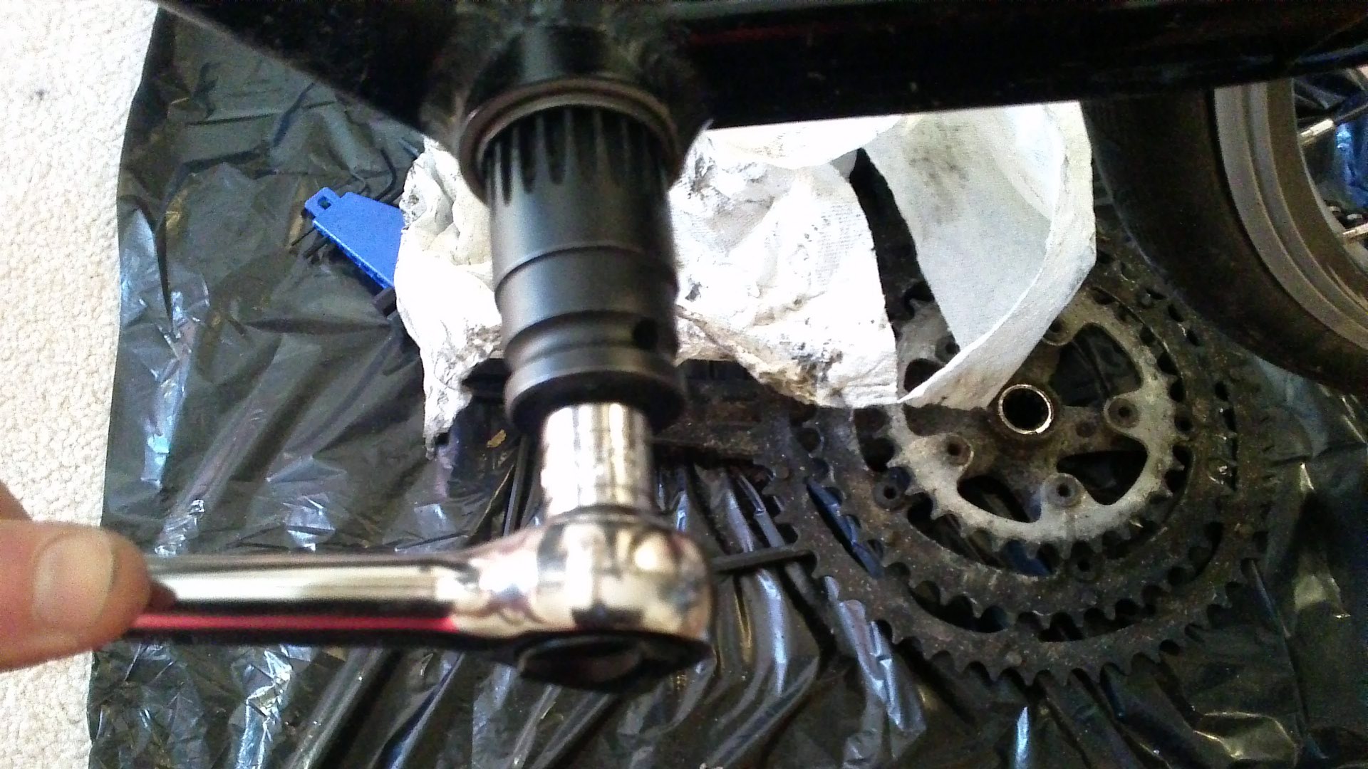 Bottom Bracket With Wrench