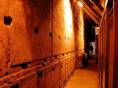 Megalithic foundation stones under Western Wall