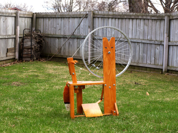 Thrifty Fox Spinning Wheel