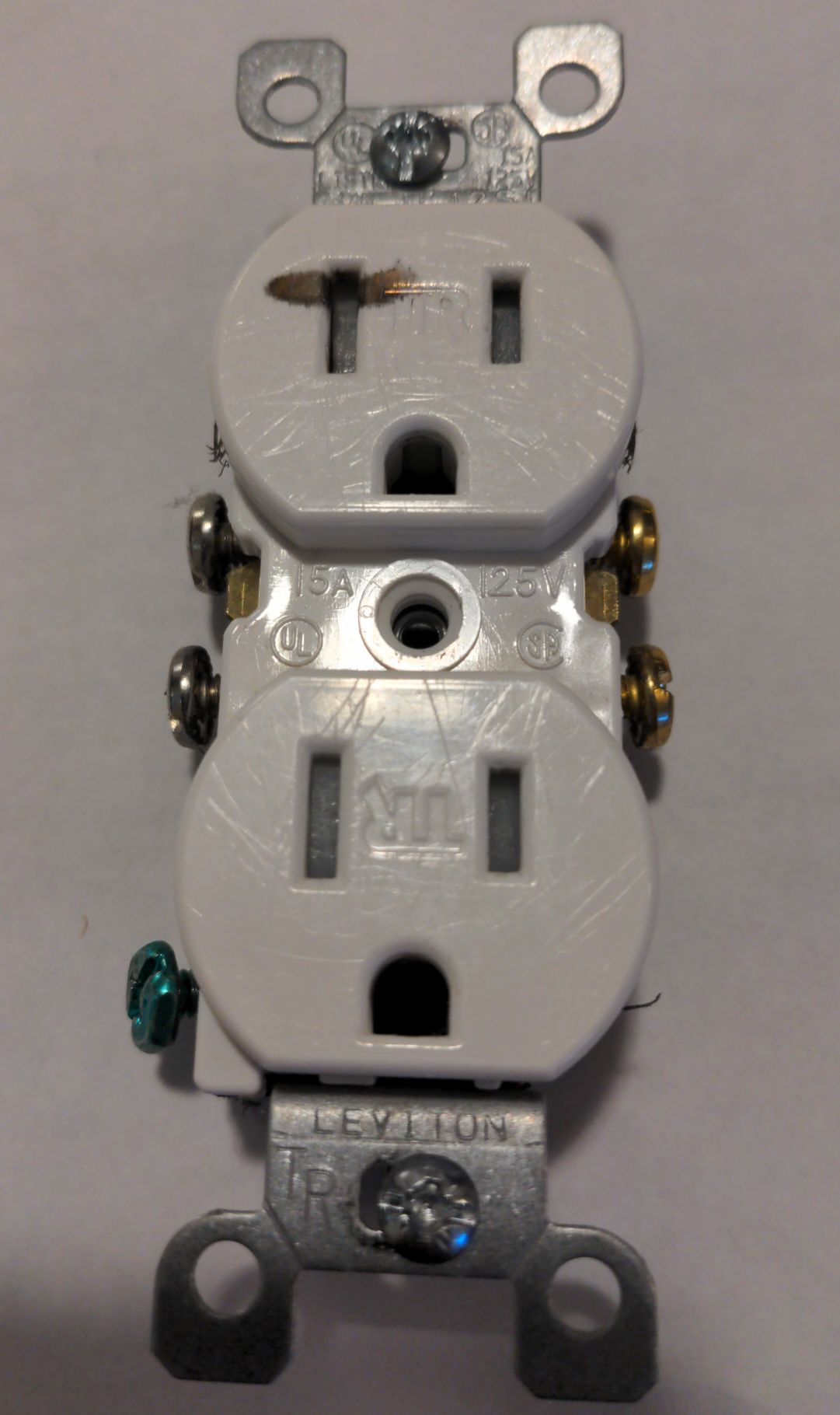 damaged receptacle