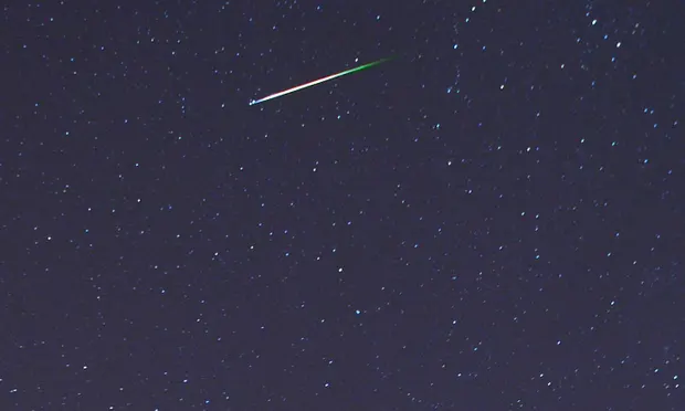 Meteor streak with more than 1 color