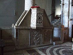 Cosmati pulpit in Santa Maria Assunta in Lugnano in Teverina