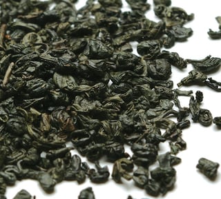 black tea leaves