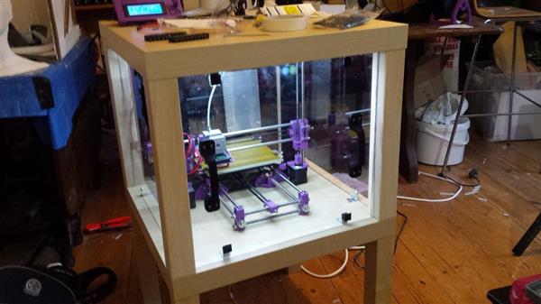 Enclosed Prusa i3 printer