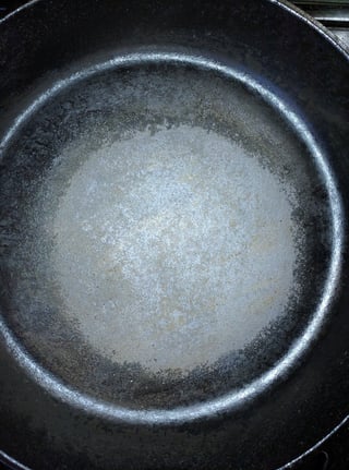 Cast Iron Seasoning Destroyed by Heat