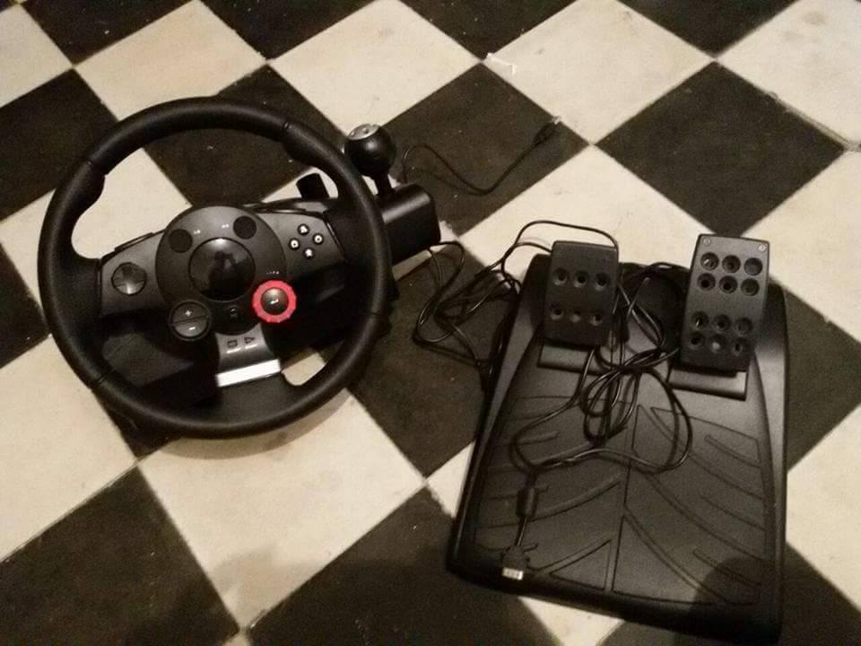 Logitech Driving Force GT