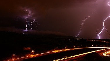 Lightnings taking a ride - ceinmart