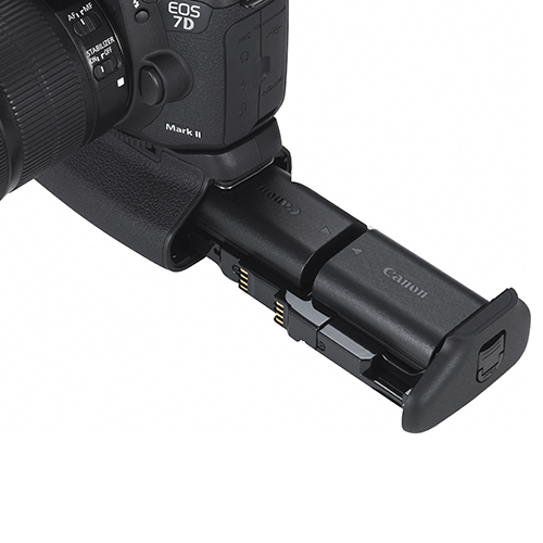 7D Mark II battery grip