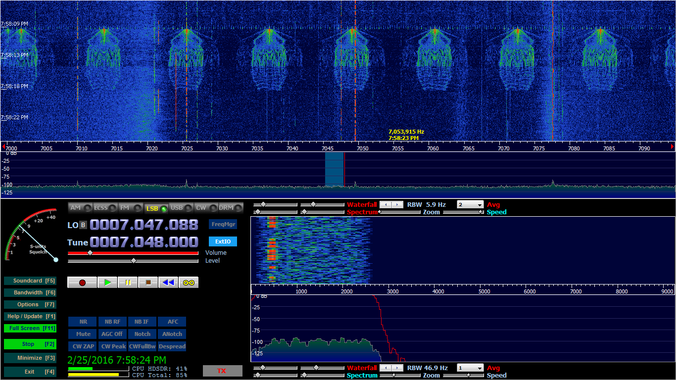 Waterfall of interfering signal, showing signal spreading and "twisting" within repeated patterns