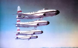 USAF Fighter School Acrojets demonstration team - 1950, flying in echelon formation