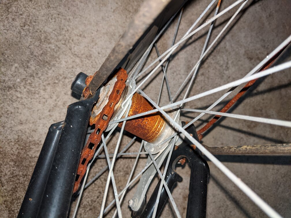 rusted chain and seized hub