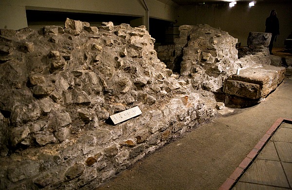 Londinium fort - western gate