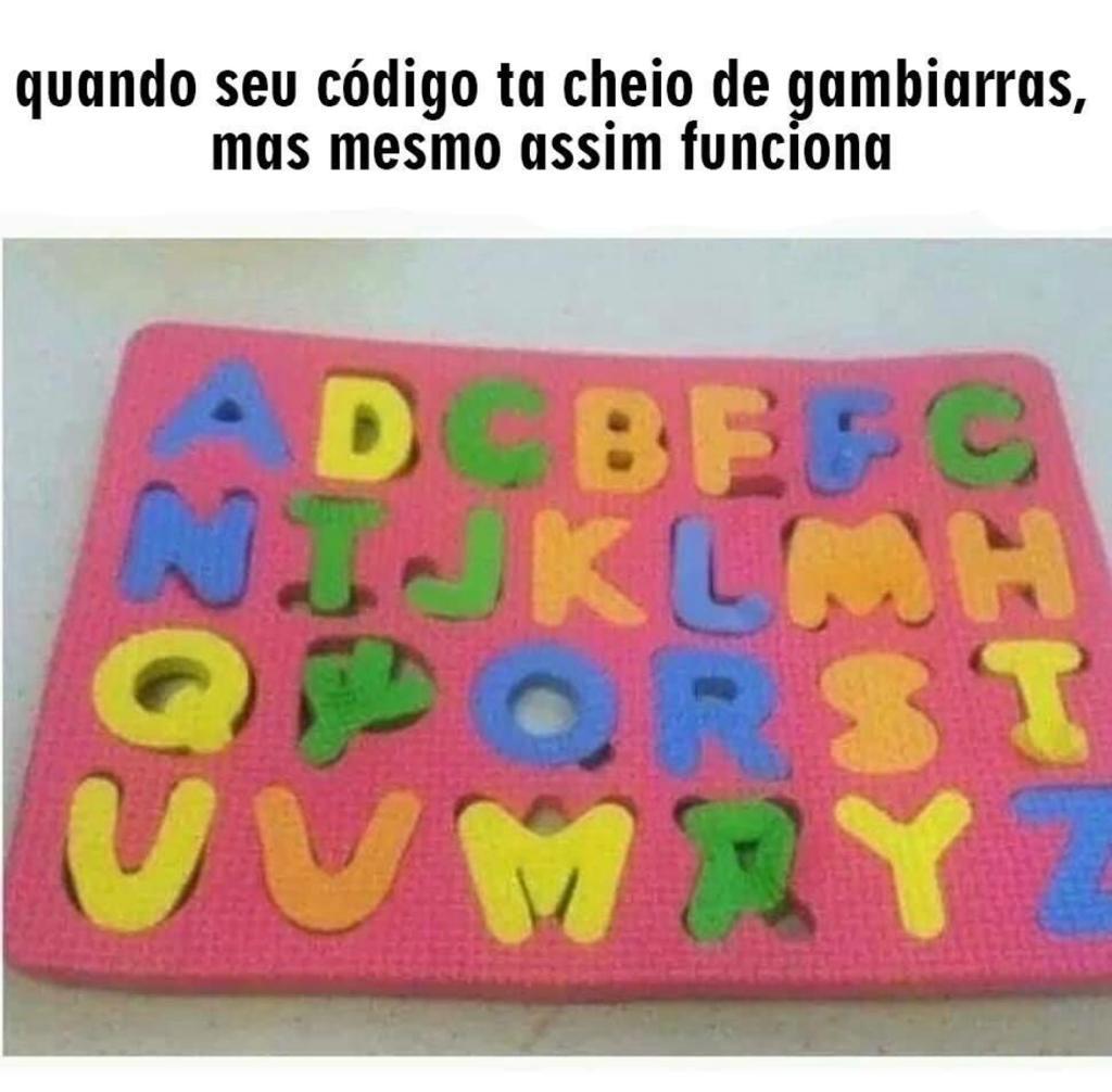 Uma espécie de quebra-cabeças de letras de borracha onde enfia uma letra onde deveria caber outra