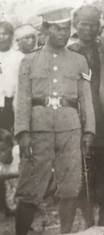 CROPPED IMAGE OF A MILITARY COURT IN SE ASIA - WW1 POSSIBLLY